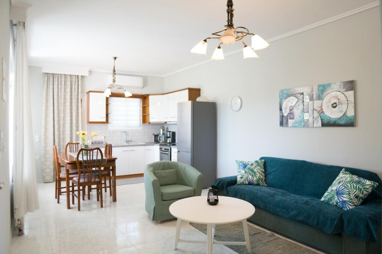 Raptis Guest House 蒂锡利维 外观 照片