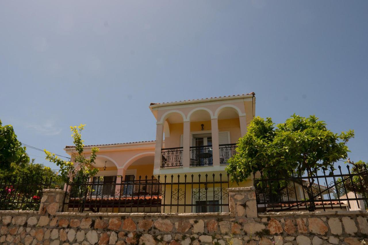Raptis Guest House 蒂锡利维 外观 照片