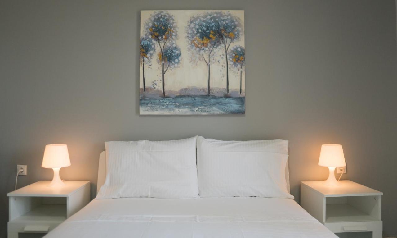Raptis Guest House 蒂锡利维 外观 照片